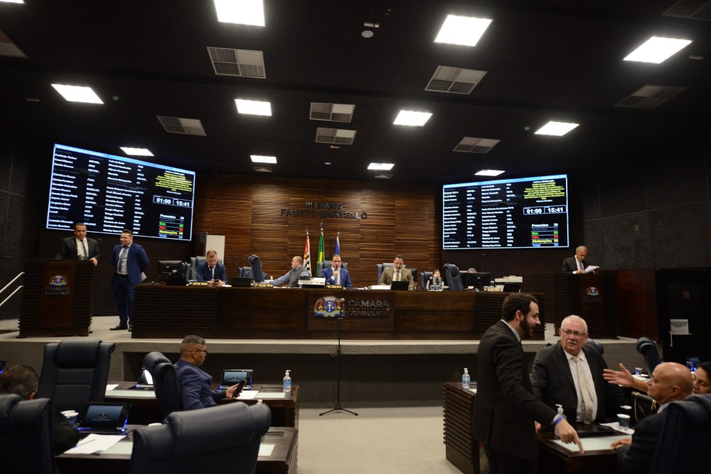 Giro da Câmara 7 – Encaminhada a revogação da taxa do&nbsp;lixo